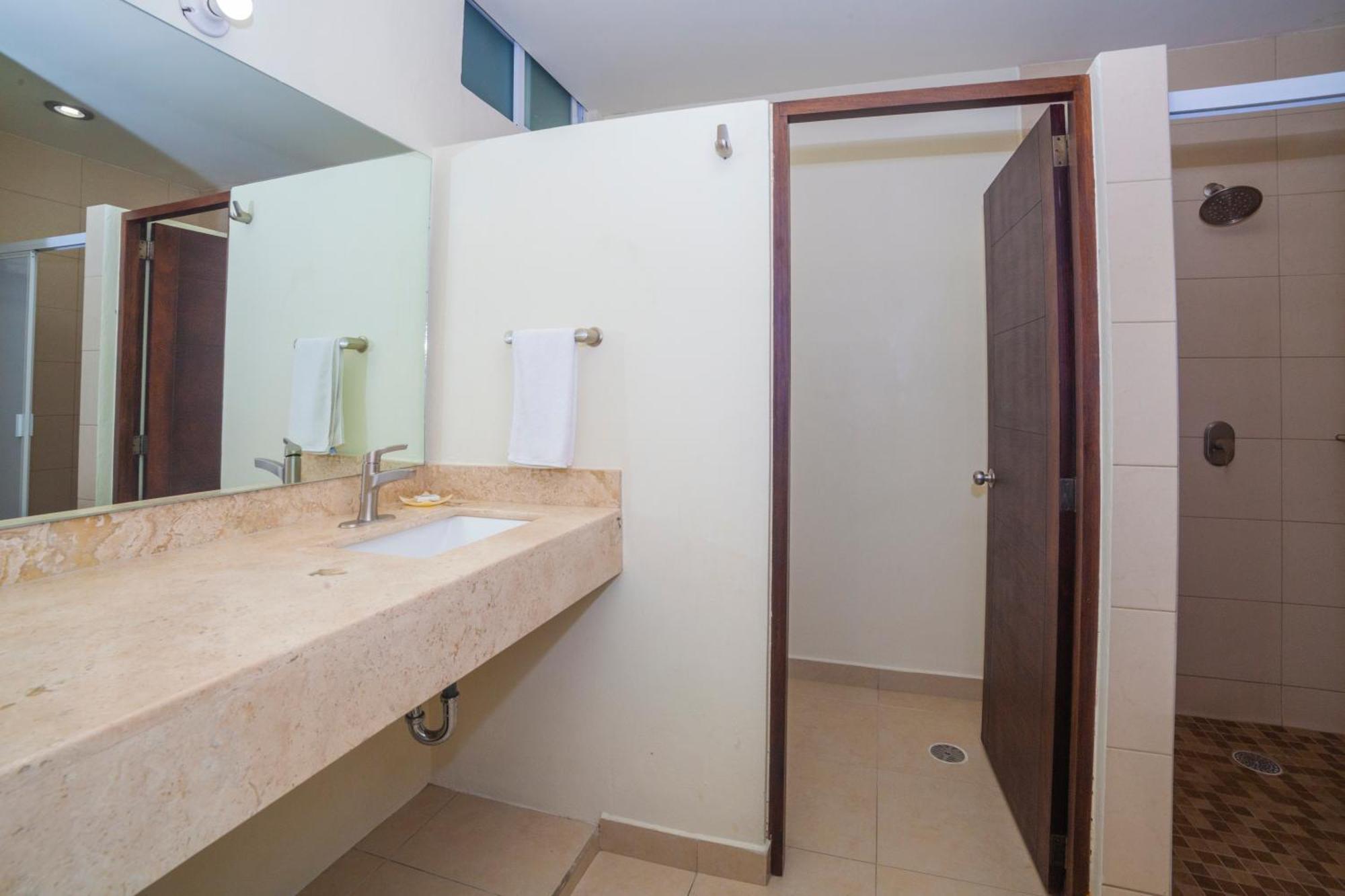 סנטה קרוז הואטולקו Hotel Nonni מראה חיצוני תמונה